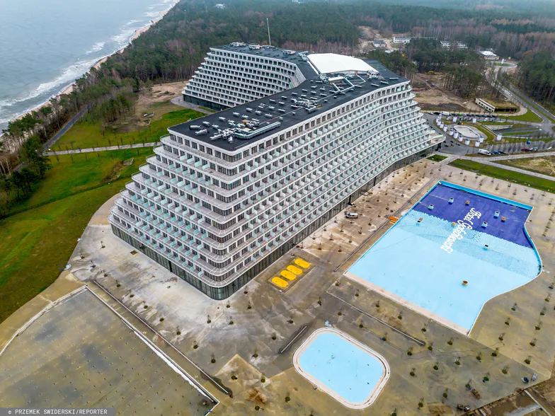 Hotel Gołębiewski w Pobierowie wciąż zamknięty