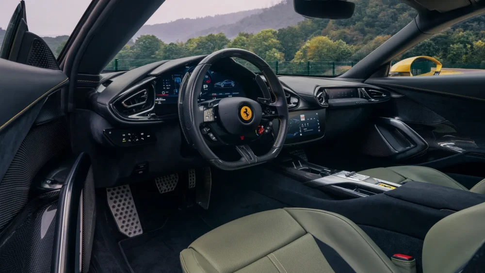 Ferrari 12cilindri Blog