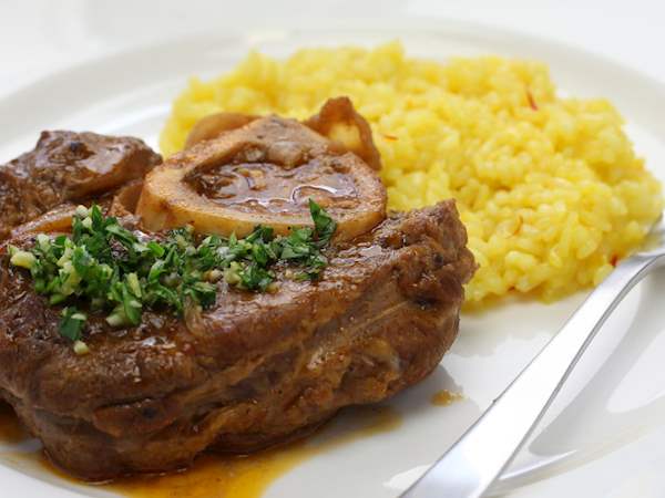 Co Sie Je W Mediolanie