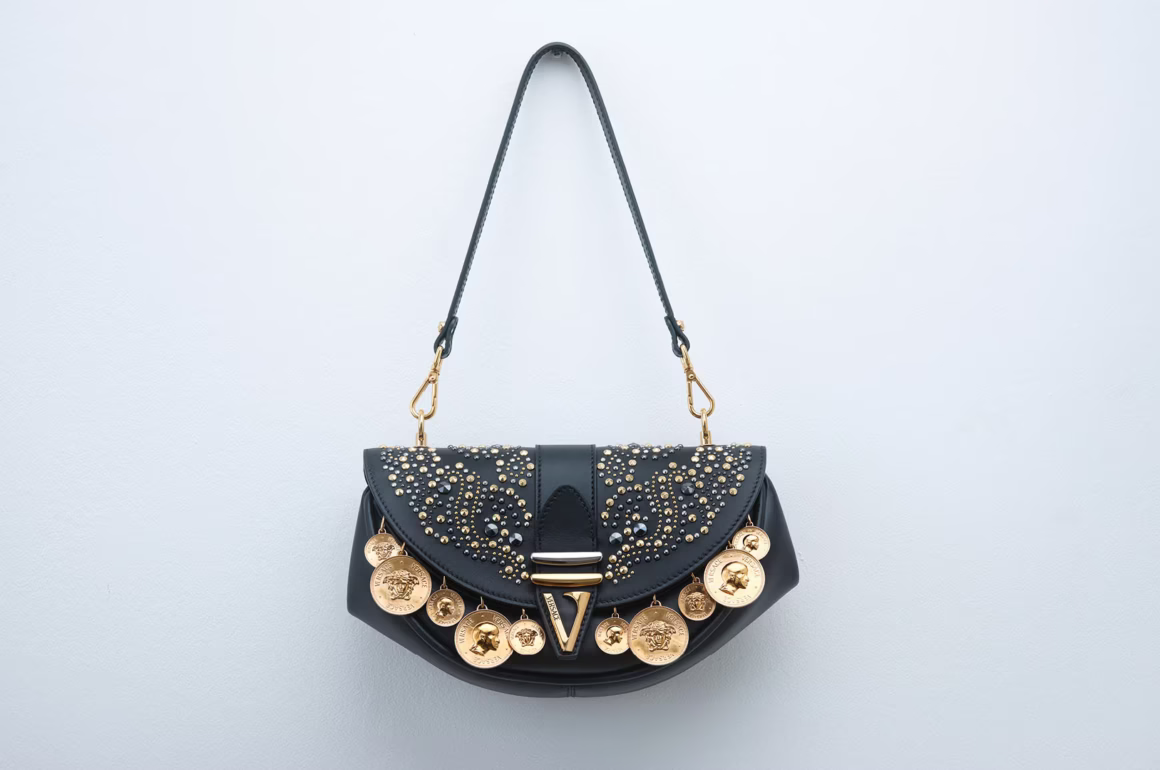 Czy prawdziwy Versace jest produkowany we Włoszech?