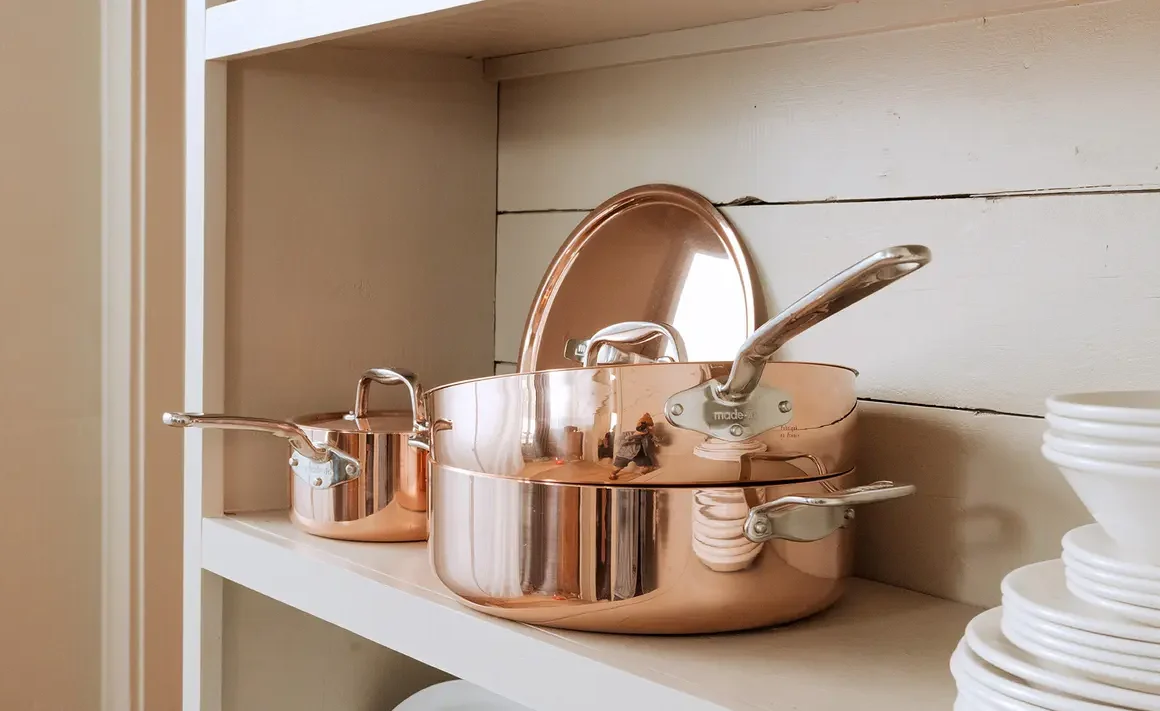 Czy garnki miedziane nadają się na indukcję?