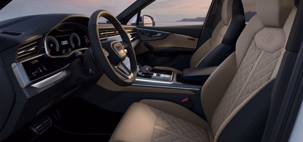 Audi Q7 Wnetrze